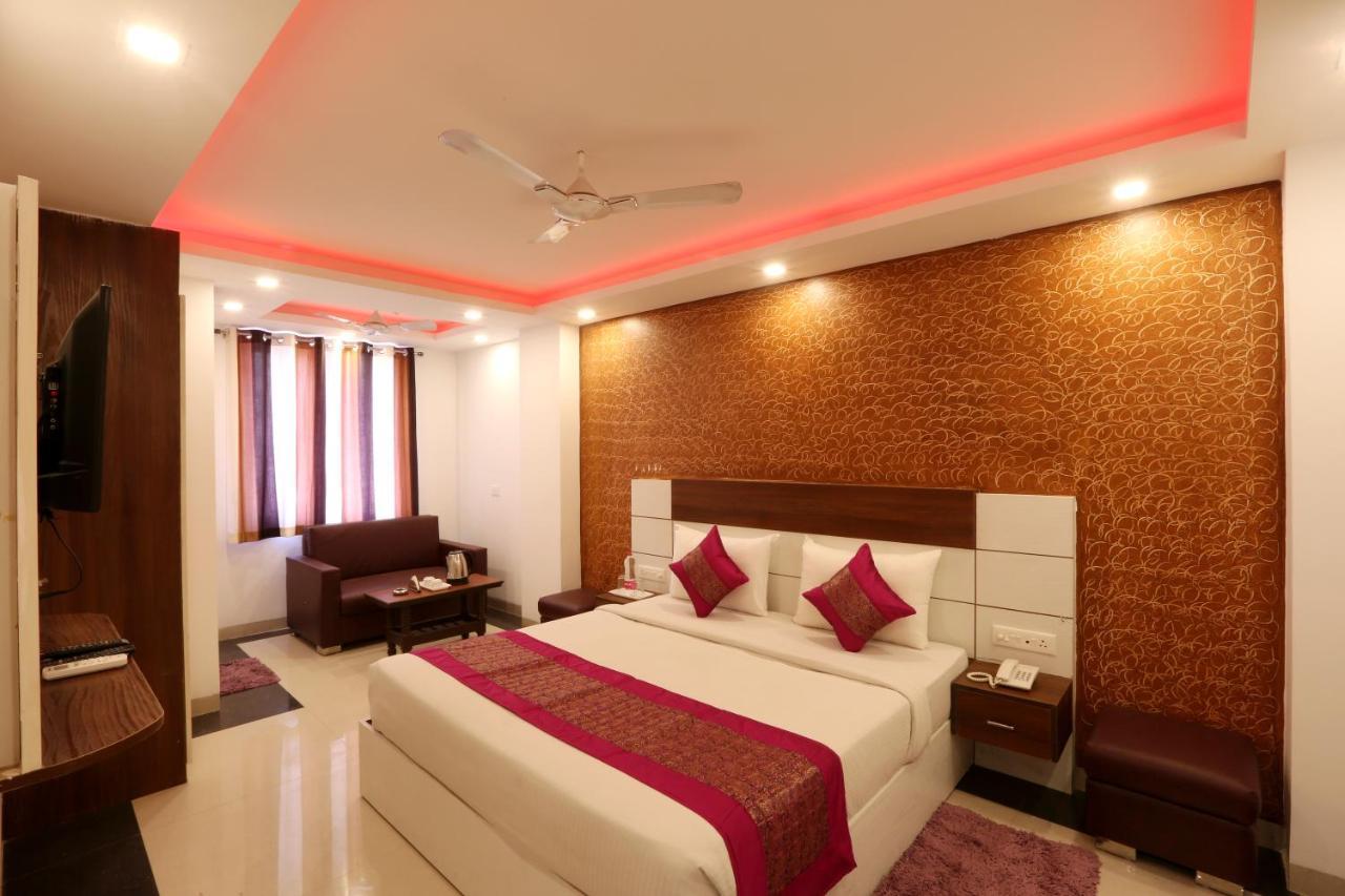 Hotel Airport Star Yeni Delhi Dış mekan fotoğraf