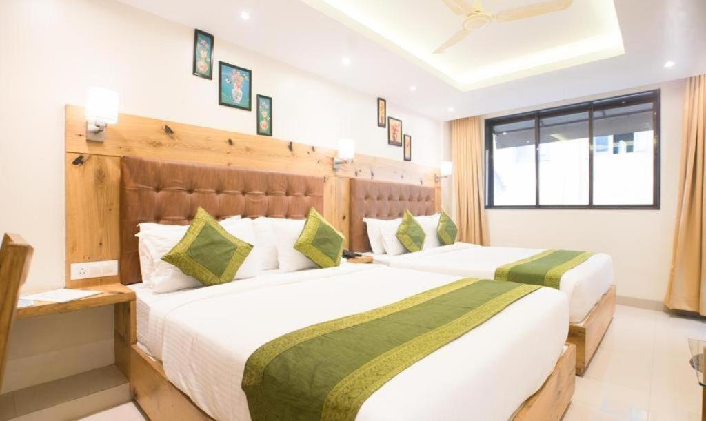 Hotel Airport Star Yeni Delhi Dış mekan fotoğraf